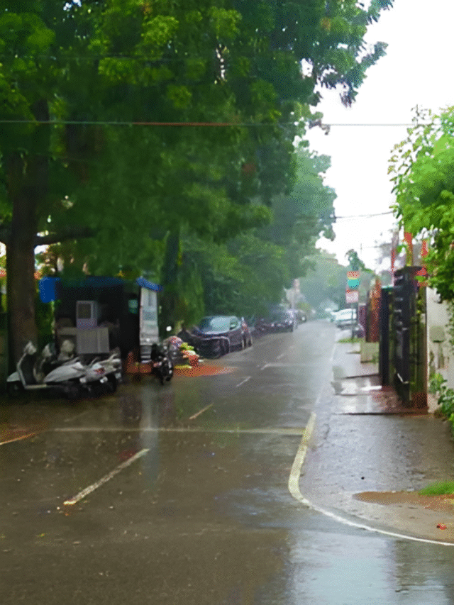 Delhi Weather Alert: Heat, Humidity & Rain Today